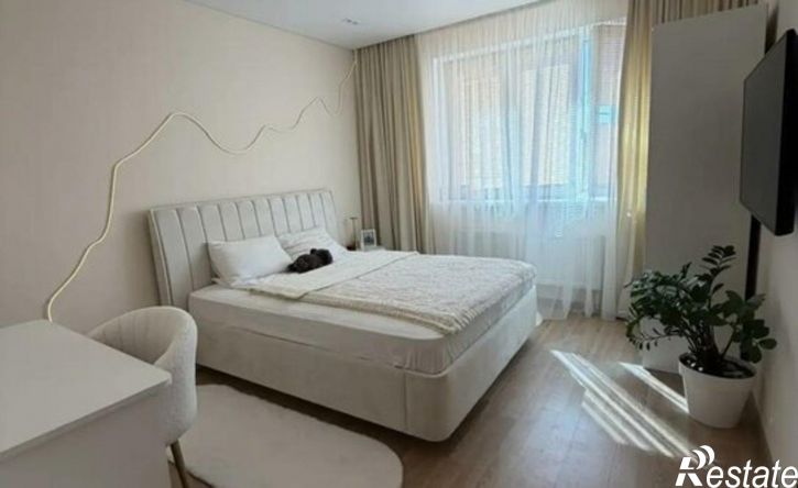 3-комн квартира Степной мкр, 24,  д. 24