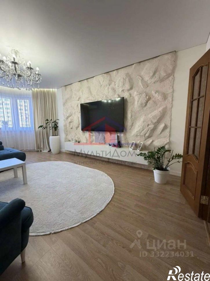 3-комн квартира Степной мкр, 25,  д. 25
