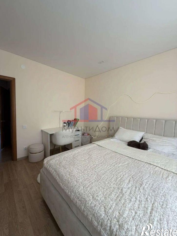 3-комн квартира Степной мкр, 25,  д. 25