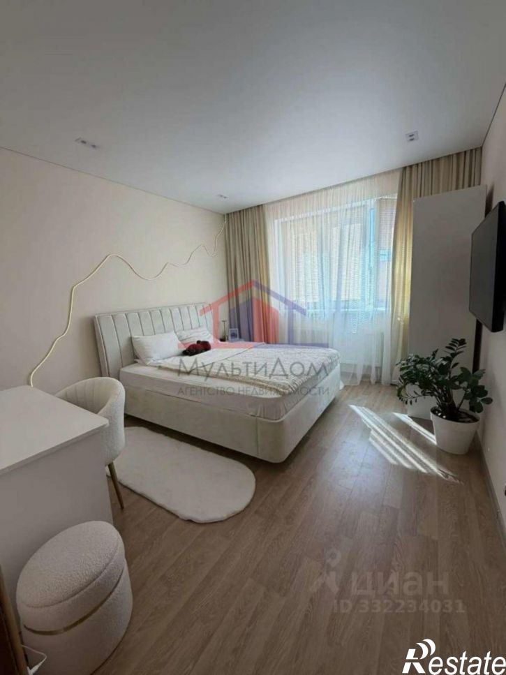 3-комн квартира Степной мкр, 25,  д. 25