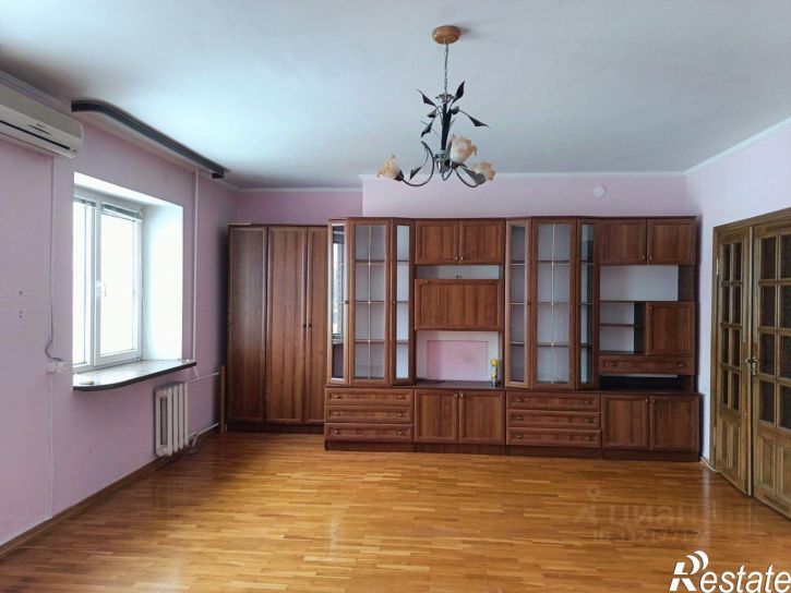 2-комн квартира мкр Зеленый Лог, 4,  д. 4