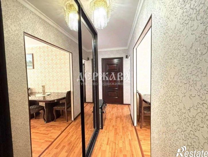 3-комн квартира Восточный мкр, 14,  д. 14