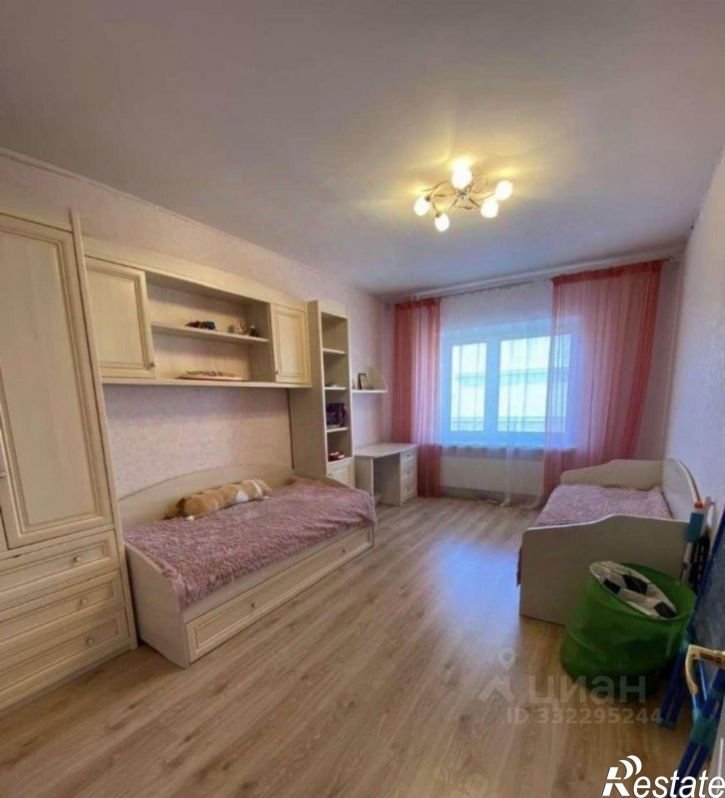 3-комн квартира Степной мкр, 34,  д. 34