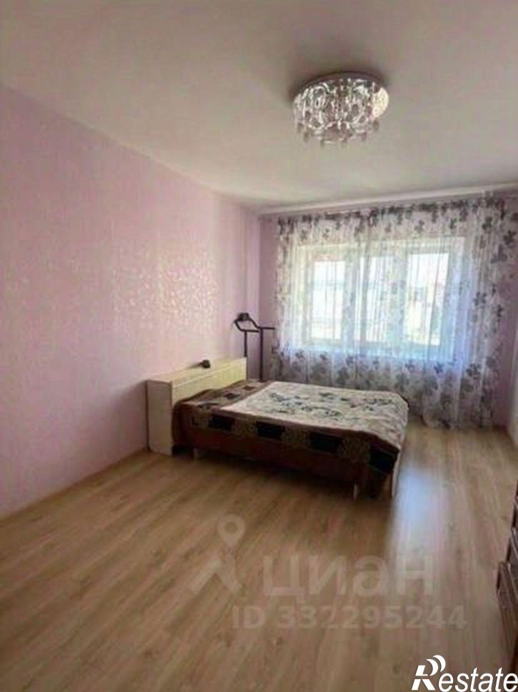 3-комн квартира Степной мкр, 34,  д. 34