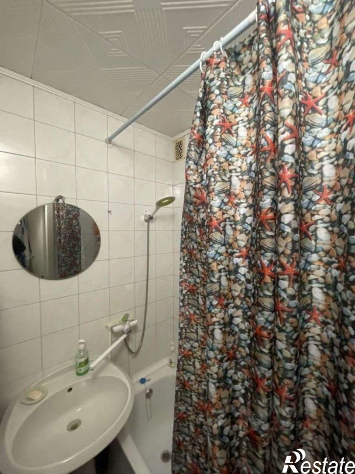 2-комн квартира мкр Лебединец, 19,  д. 19