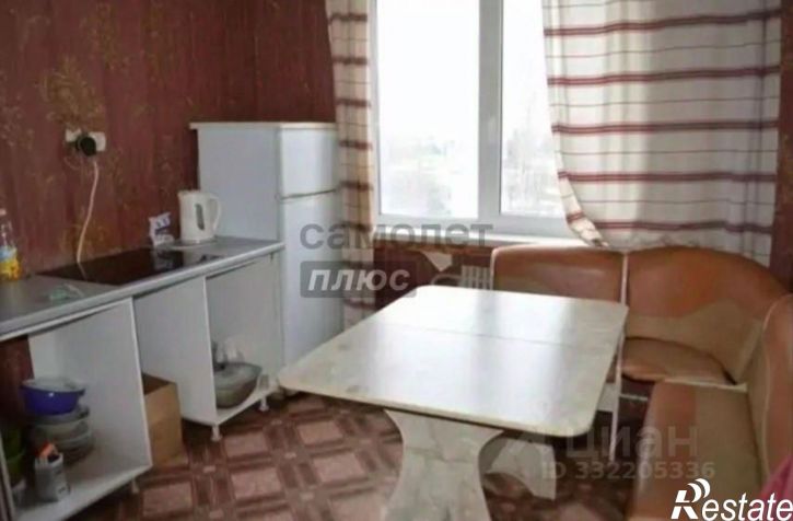3-комн квартира мкр Буденного, 8,  д. 8
