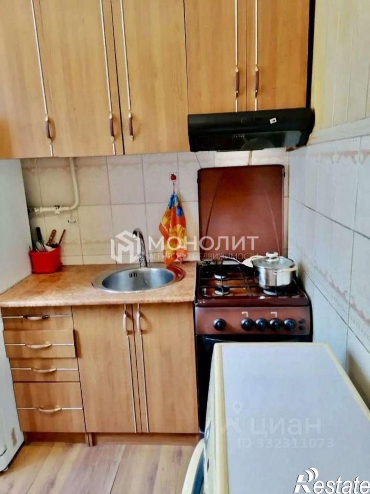 1-комн квартира мкр Приборостроитель, 11,  д. 11