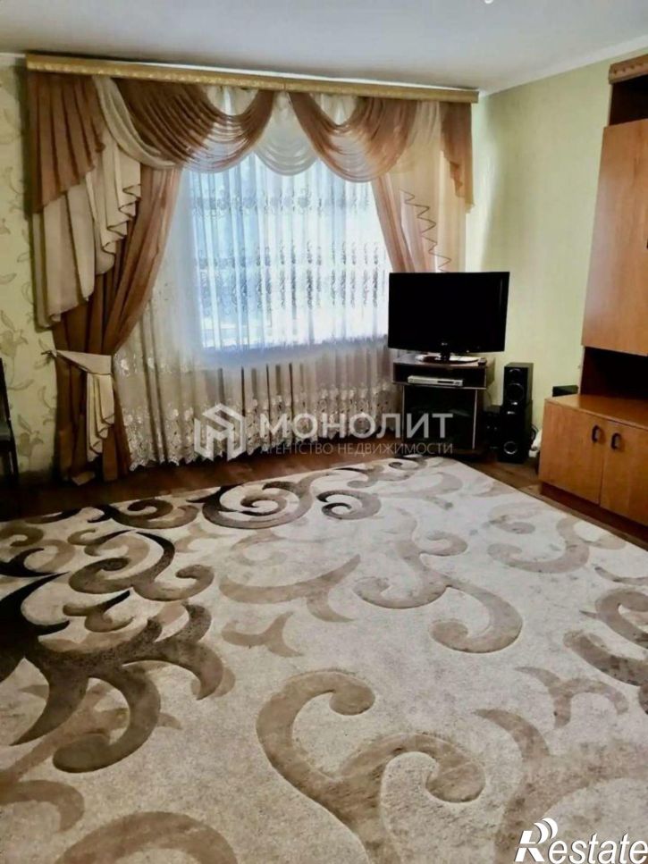 1-комн квартира мкр Приборостроитель, 11,  д. 11