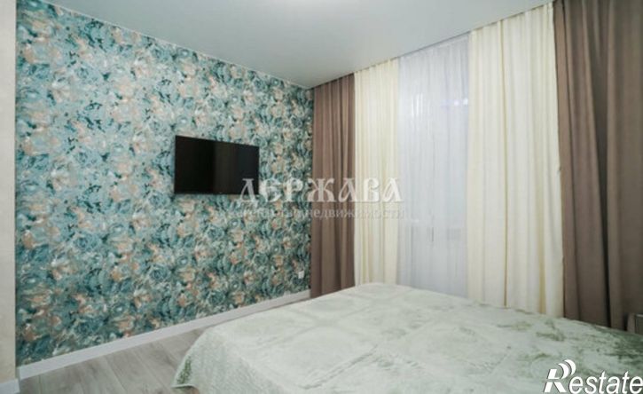 2-комн квартира микрорайон Садовые Кварталы, 1