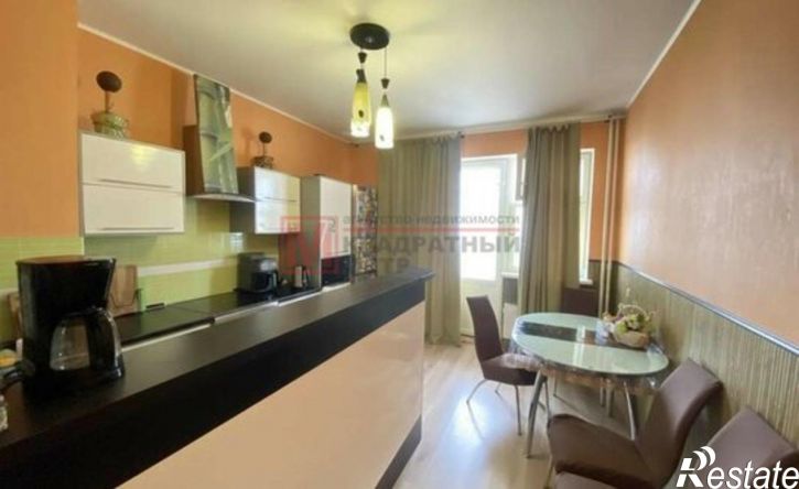 3-комн квартира Степной мкр, 24,  д. 24