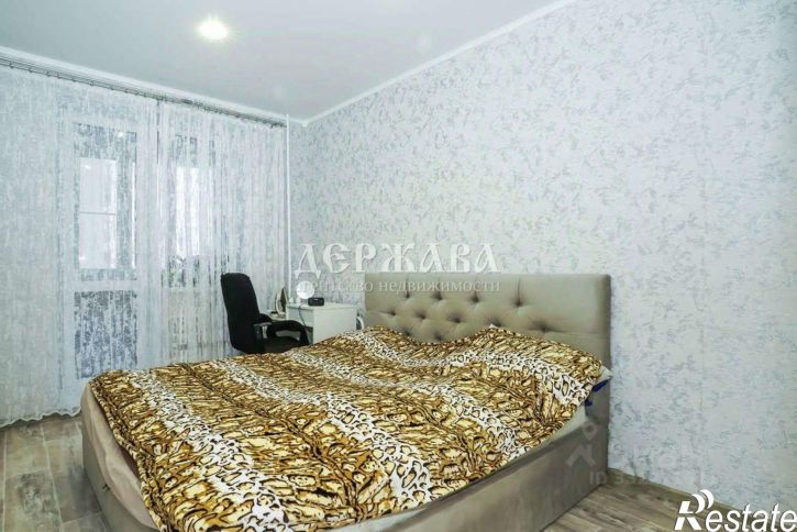 3-комн квартира Солнечный мкр, 15,  д. 15