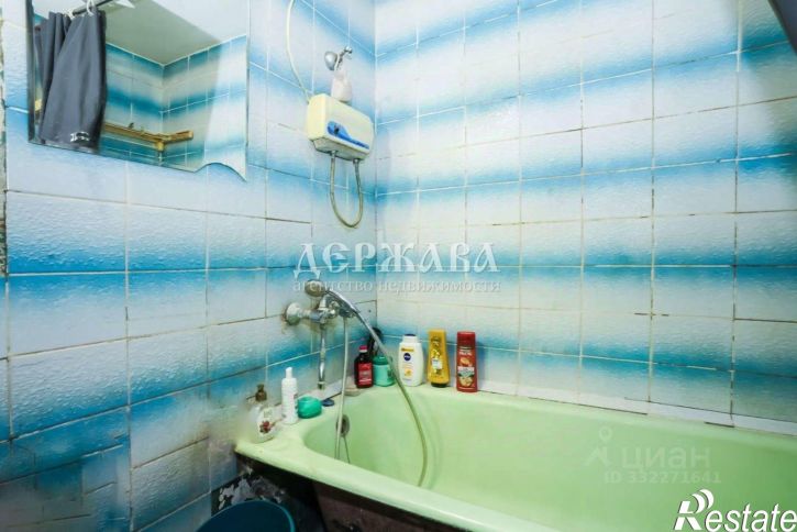 3-комн квартира Солнечный мкр, 15,  д. 15