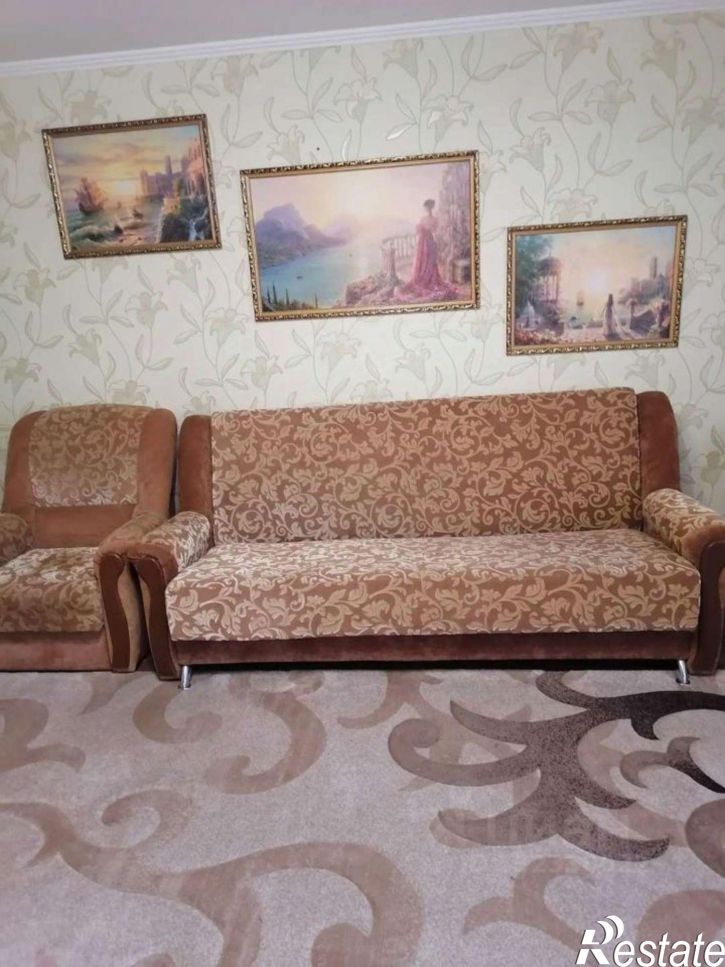 1-комн квартира мкр Приборостроитель, 11,  д. 11
