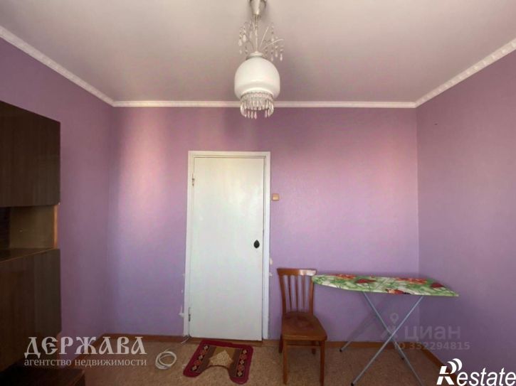 4-комн квартира Солнечный мкр, 17,  д. 17