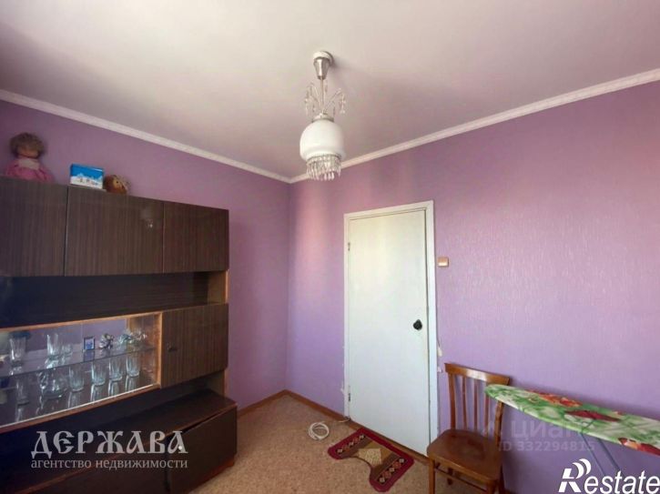 4-комн квартира Солнечный мкр, 17,  д. 17
