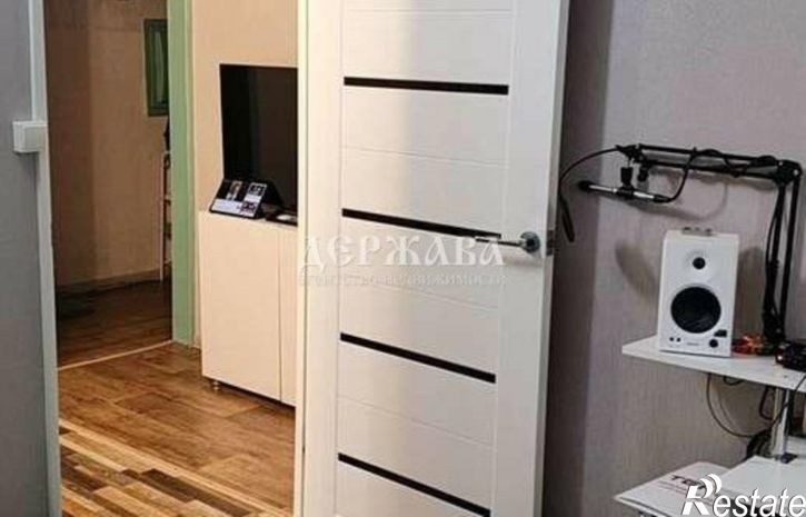1-комн квартира мкр Горняк, 3,  д. 3
