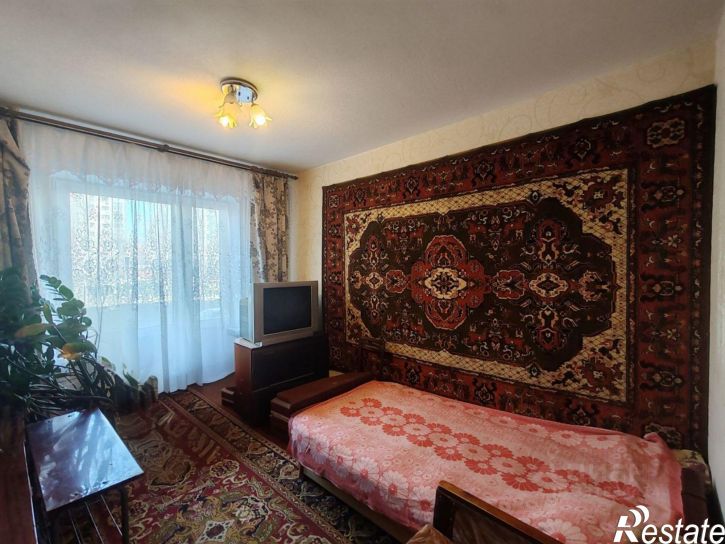 3-комн квартира мкр Жукова, 40,  д. 40