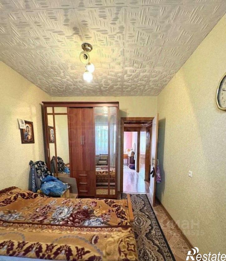 3-комн квартира мкр Королева, 11,  д. 11