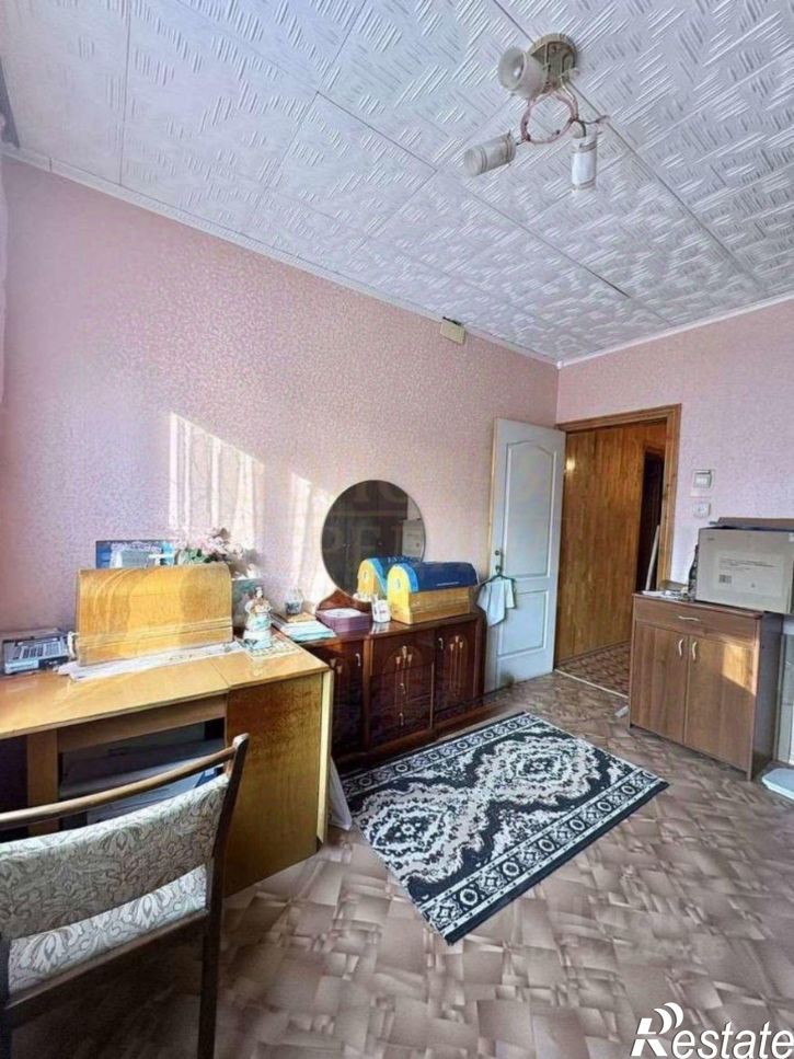 3-комн квартира мкр Королева, 11,  д. 11