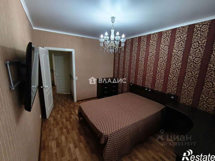 2-комн квартира мкр Космос, 13,  д. 13
