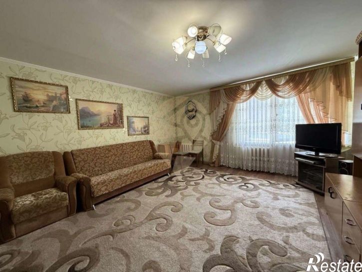 1-комн квартира мкр Приборостроитель, 11,  д. 11