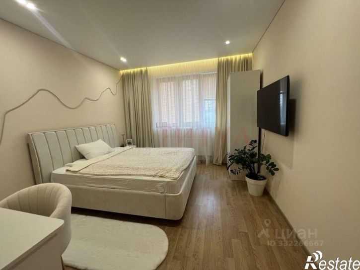 3-комн квартира Степной мкр, 25,  д. 25