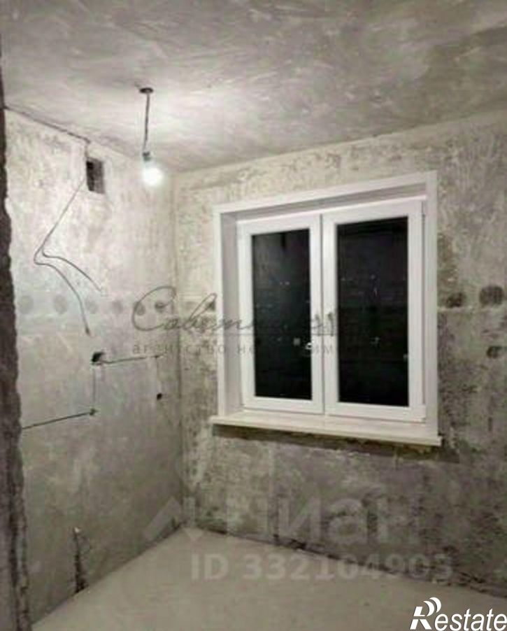 4-комн квартира мкр Жукова, 8,  д. 8