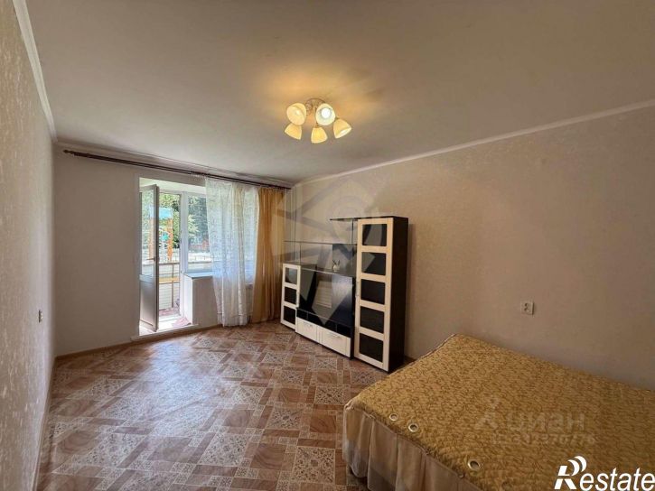 2-комн квартира мкр Приборостроитель, 18,  д. 18