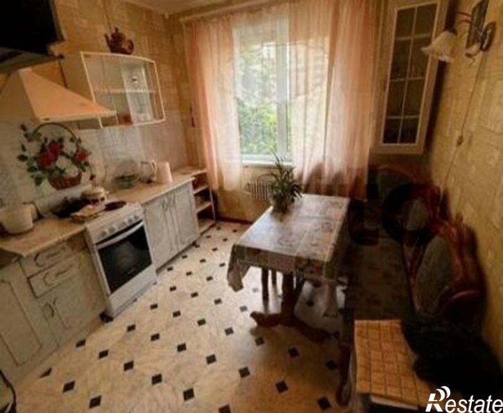 3-комн квартира Восточный мкр, 1,  д. 1