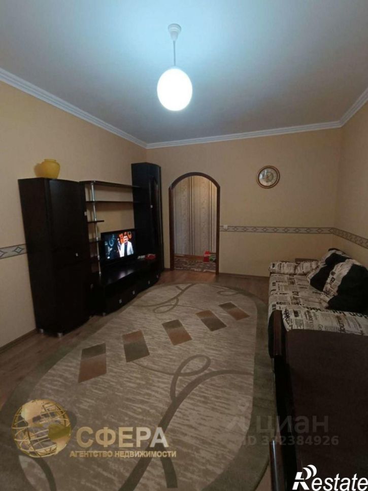 3-комн квартира мкр Макаренко, 38,  д. 38