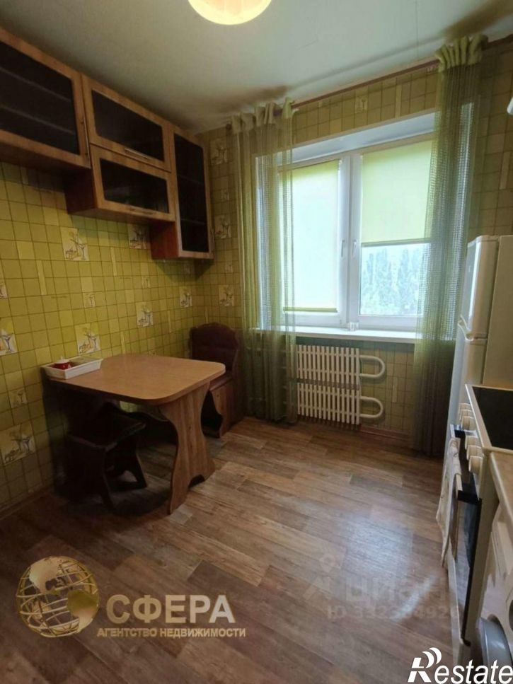 3-комн квартира мкр Макаренко, 38,  д. 38