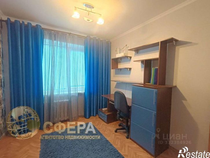 3-комн квартира мкр Макаренко, 38,  д. 38