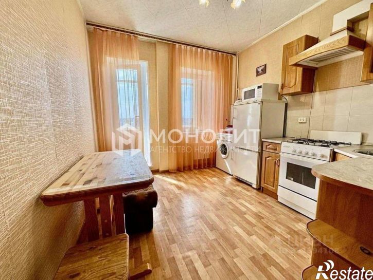 1-комн квартира мкр Зеленый Лог, 6,  д. 6