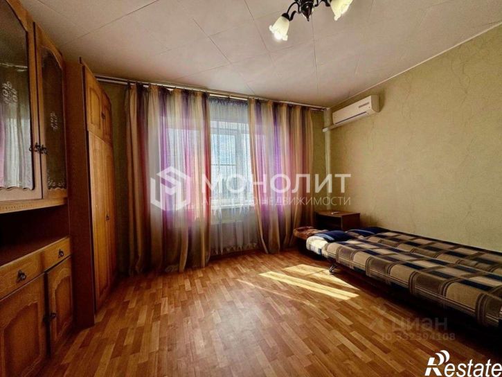 1-комн квартира мкр Зеленый Лог, 6,  д. 6