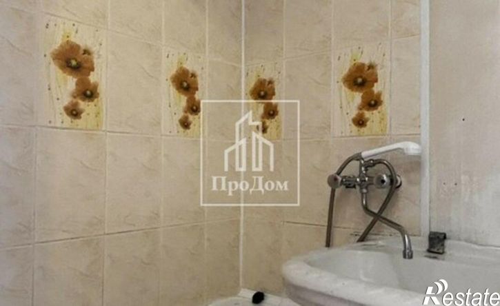 1-комн квартира мкр Молодогвардеец, 1,  д. 1