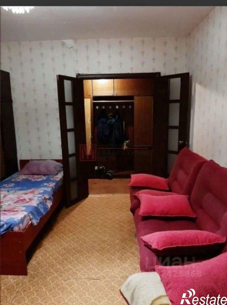 4-комн квартира мкр Буденного, 8,  д. 8