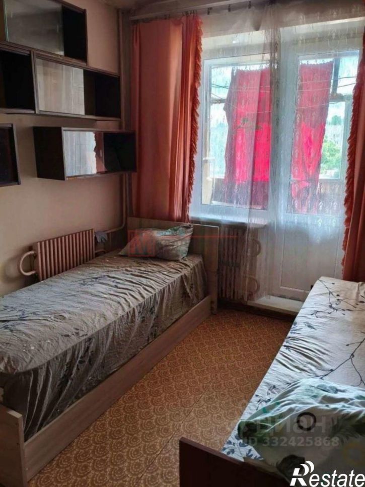 4-комн квартира мкр Буденного, 8,  д. 8