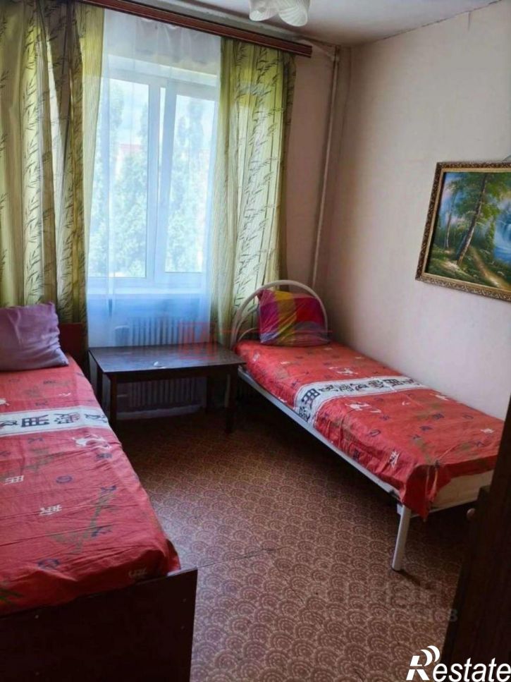 4-комн квартира мкр Буденного, 8,  д. 8