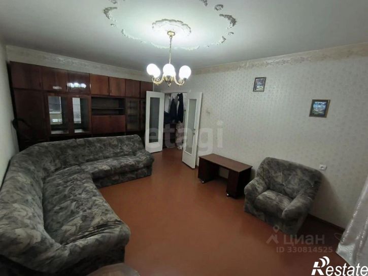 4-комн квартира мкр Конева, 1,  д. 1