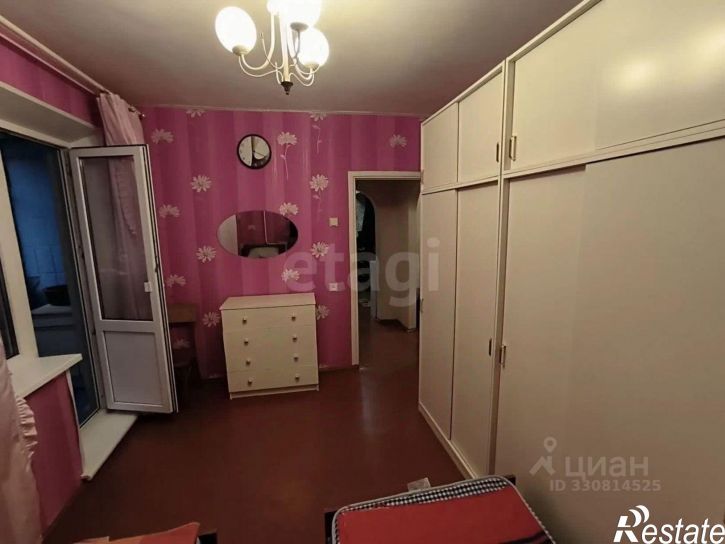 4-комн квартира мкр Конева, 1,  д. 1