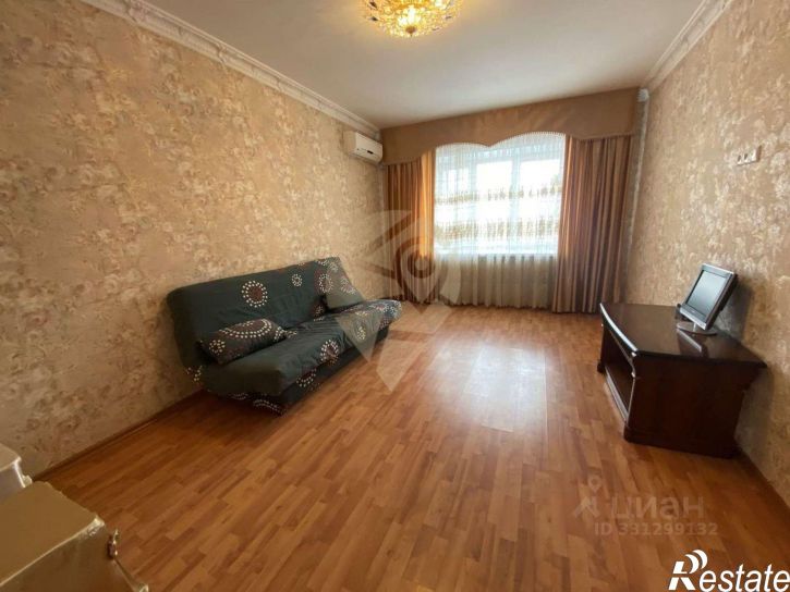 3-комн квартира Степной мкр, 5,  д. 5