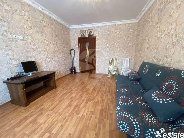 3-комн квартира Степной мкр, 5,  д. 5
