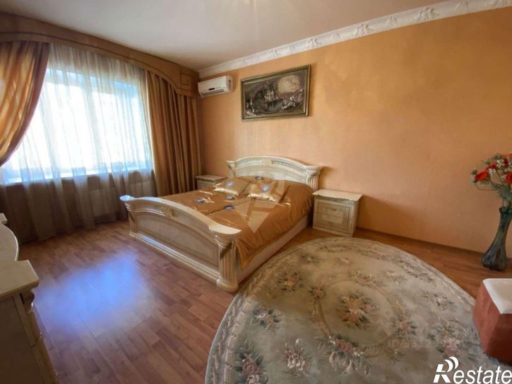 3-комн квартира Степной мкр, 5,  д. 5