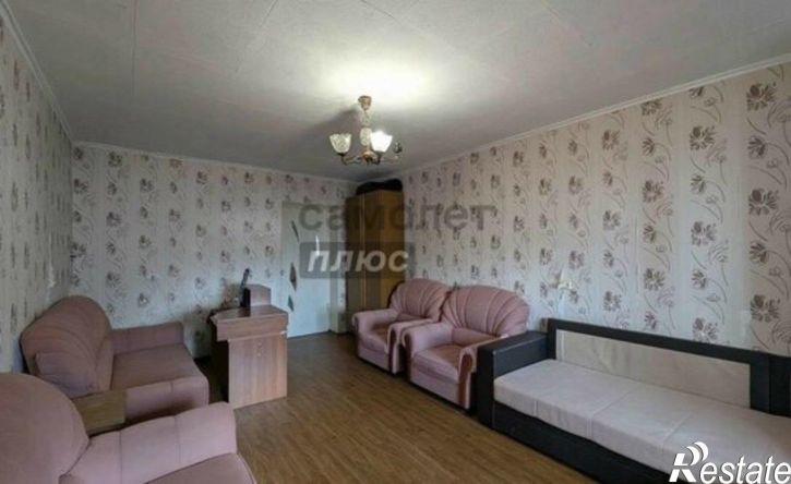 4-комн квартира мкр Макаренко, 40,  д. 40