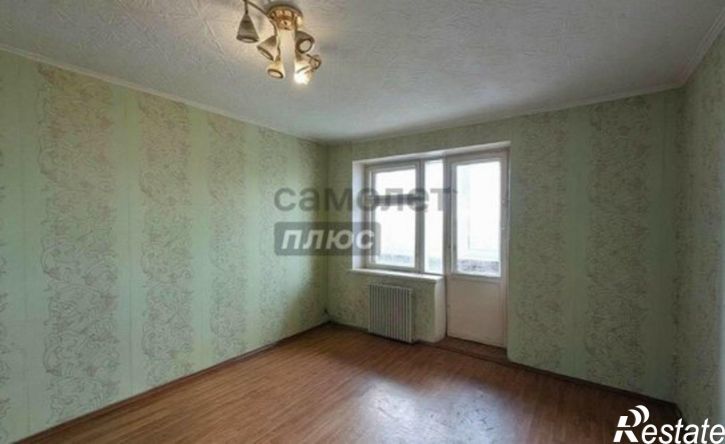 4-комн квартира мкр Макаренко, 40,  д. 40