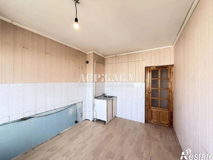 3-комн квартира Юбилейный мкр, 4,  д. 4