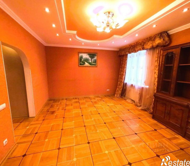4-комн квартира Восточный мкр, 50,  д. 50