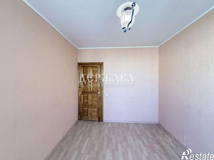 3-комн квартира Юбилейный мкр, 4,  д. 4
