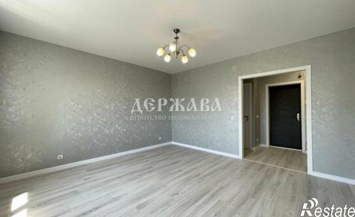 1-комн квартира мкр Зеленый Лог, 7,  д. 7
