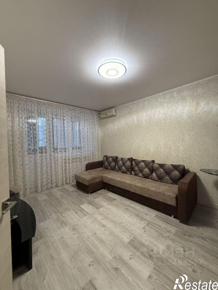 2-комн квартира Степной мкр, 7,  д. 7